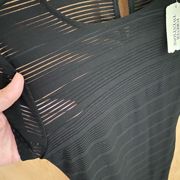 ❗️New with Tags❗️ Forever 21 Body-Con Dress - Picture 7 of 9